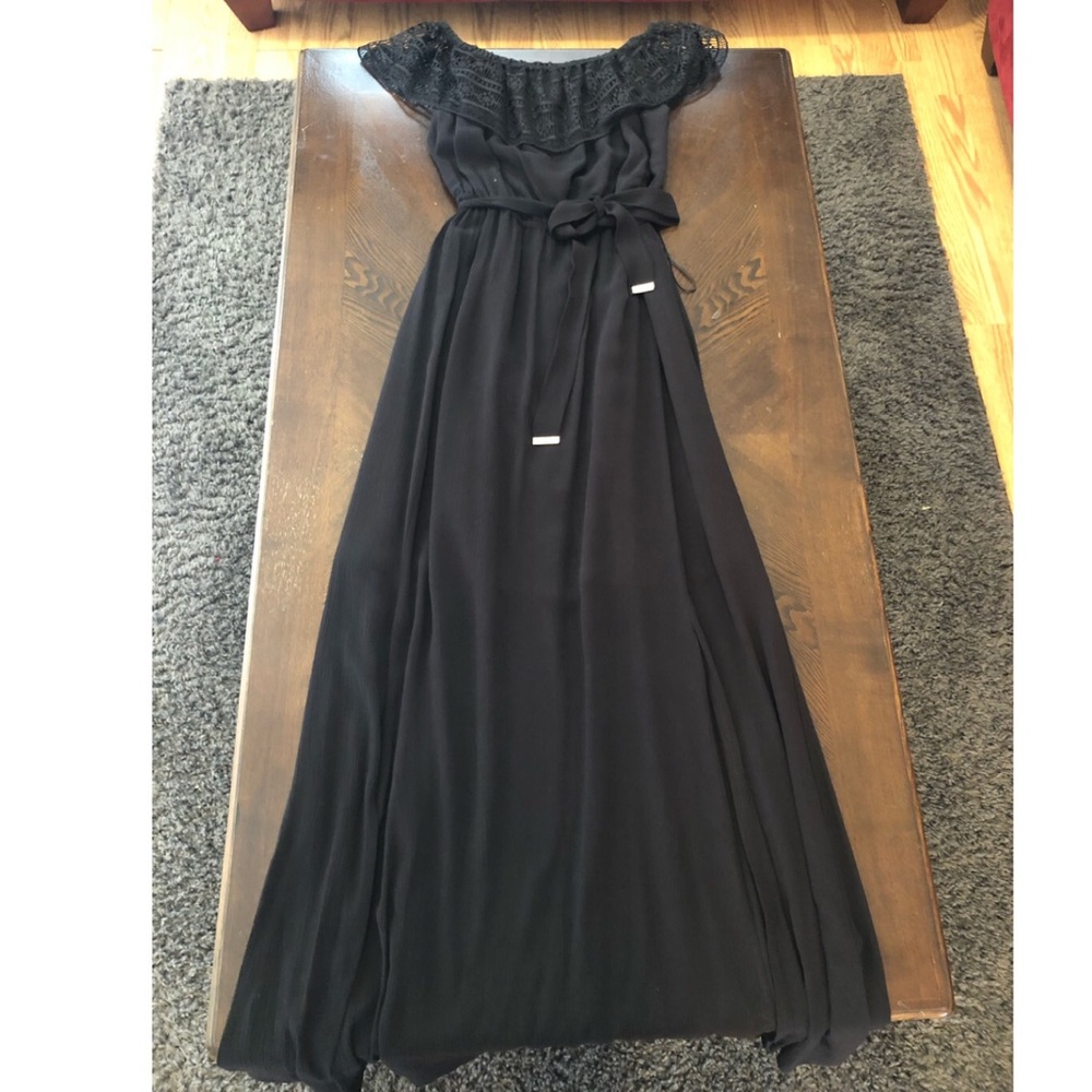 Off the shoulder maxi dress